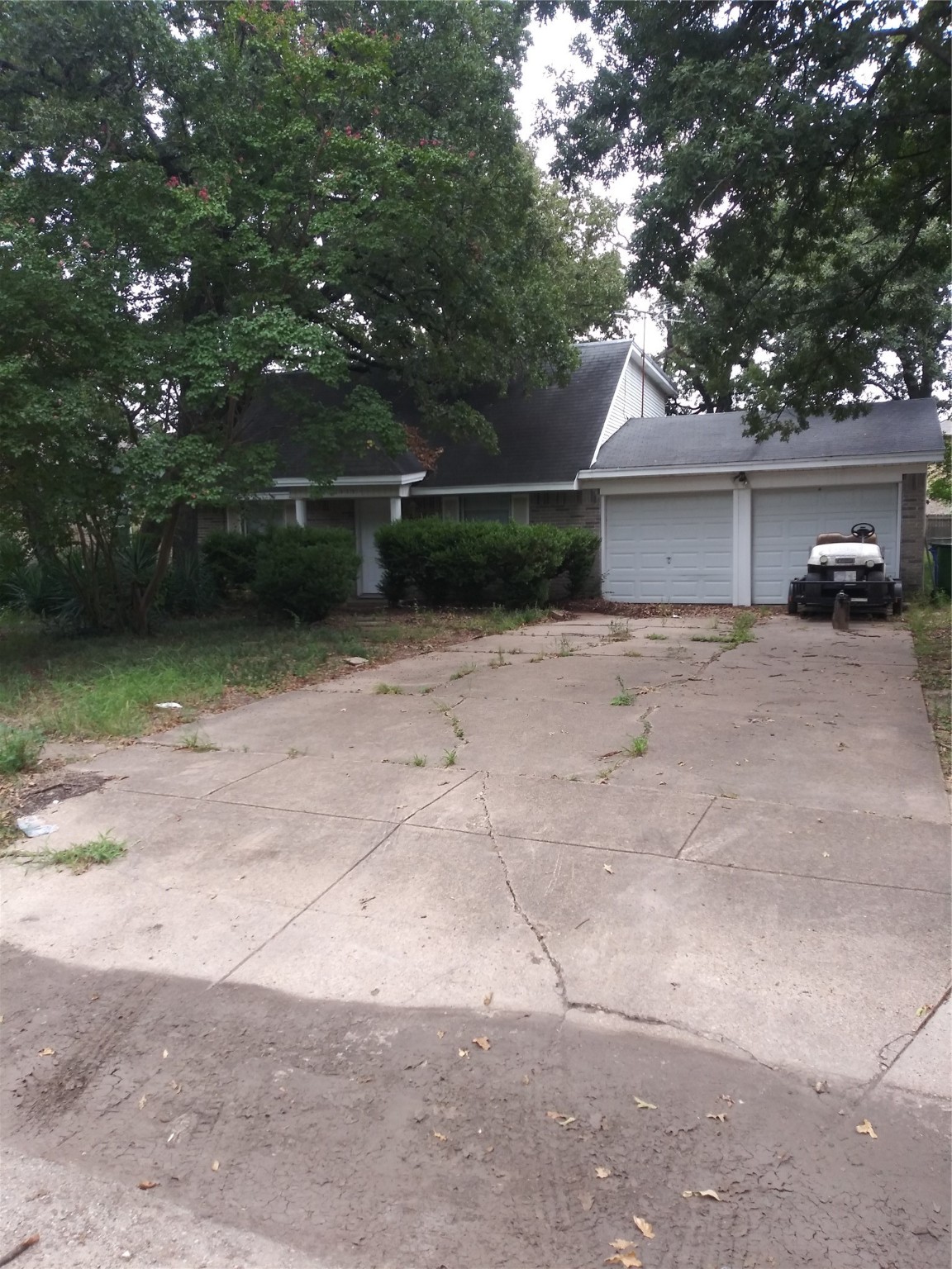 14620 Oakwood Lane Balch Springs TX 75180