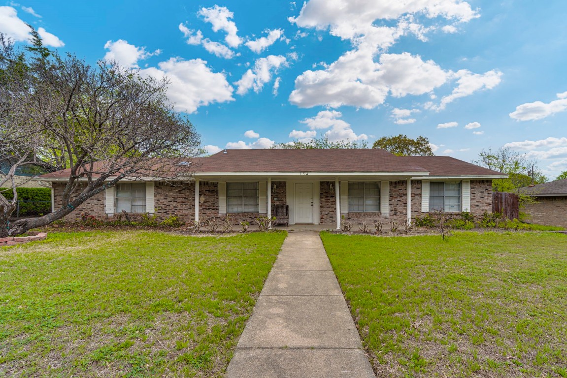 134 S Crestwood Boulevard Desoto TX 75115