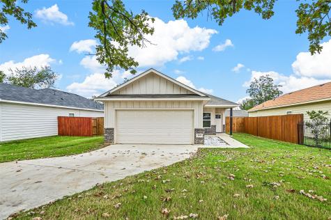 209 S Baugh Street Alvarado TX 76009