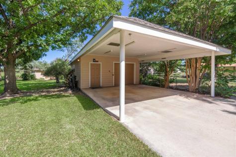 203 Lori Lane Brownwood TX 76801
