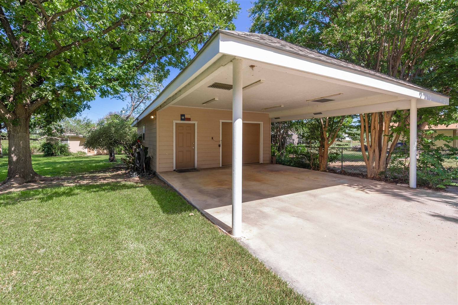 203 Lori Lane Brownwood TX 76801