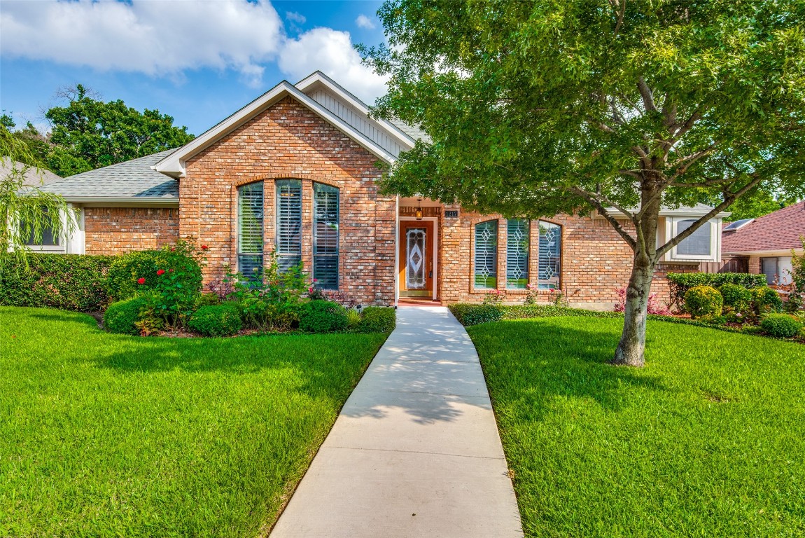 1217 Mackie Drive Carrollton TX 75007