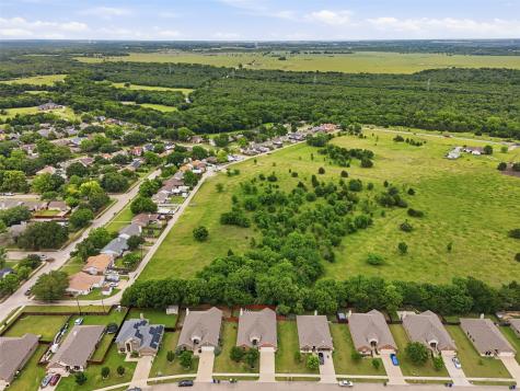 614 Catherine Lane Seagoville TX 75159