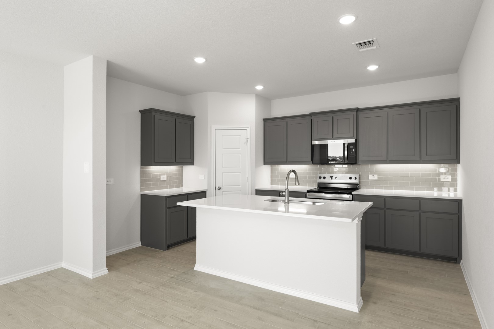 8216 Kingfisher Road Aubrey TX 76227