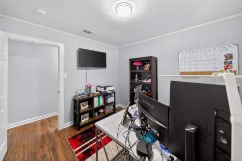 614 Colonial Drive Athens TX 75751