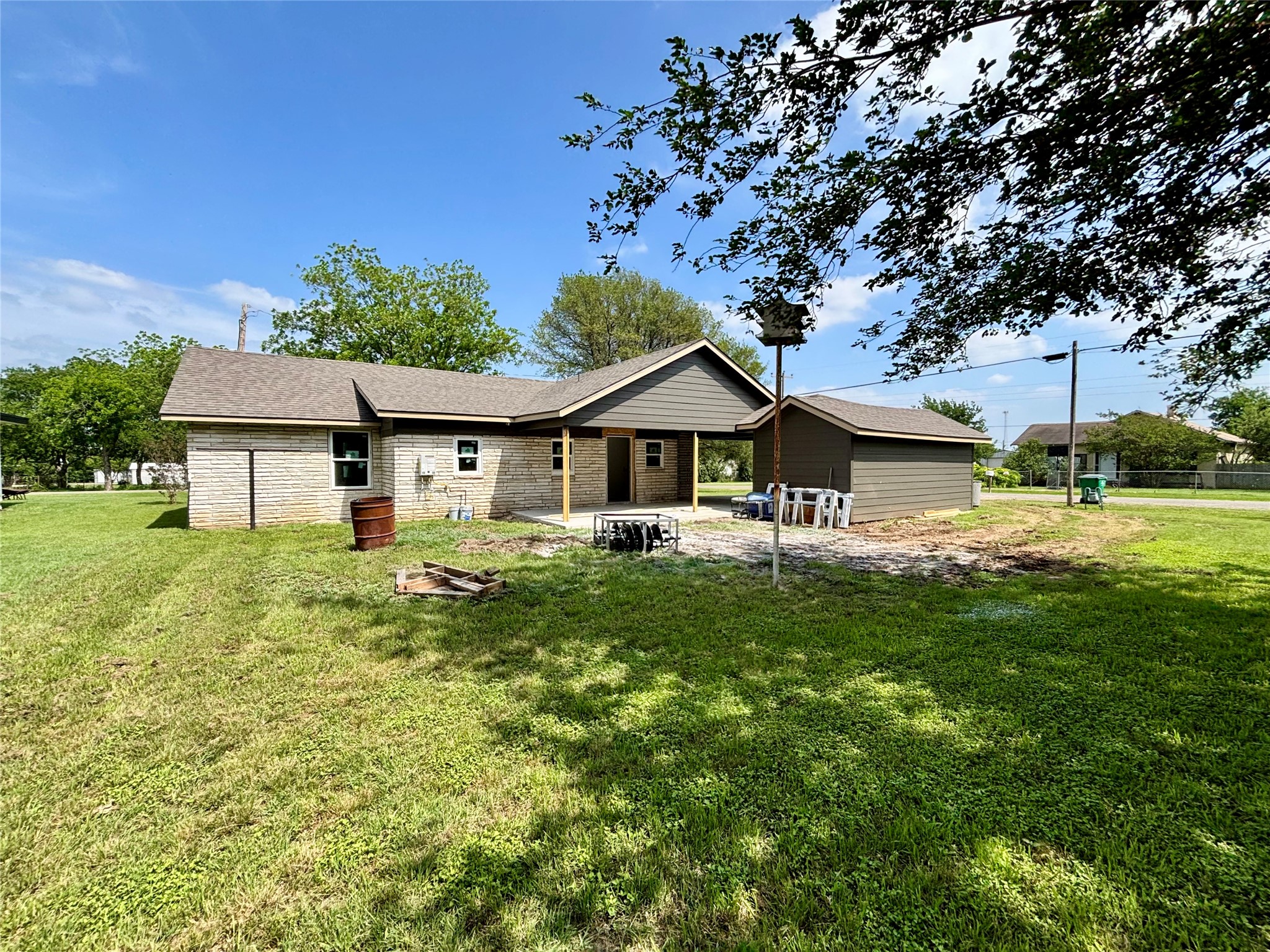 280 S Avenue A Crawford TX 76638