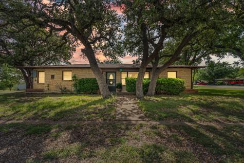 378 Tom Sawyer Street Evant TX 76525
