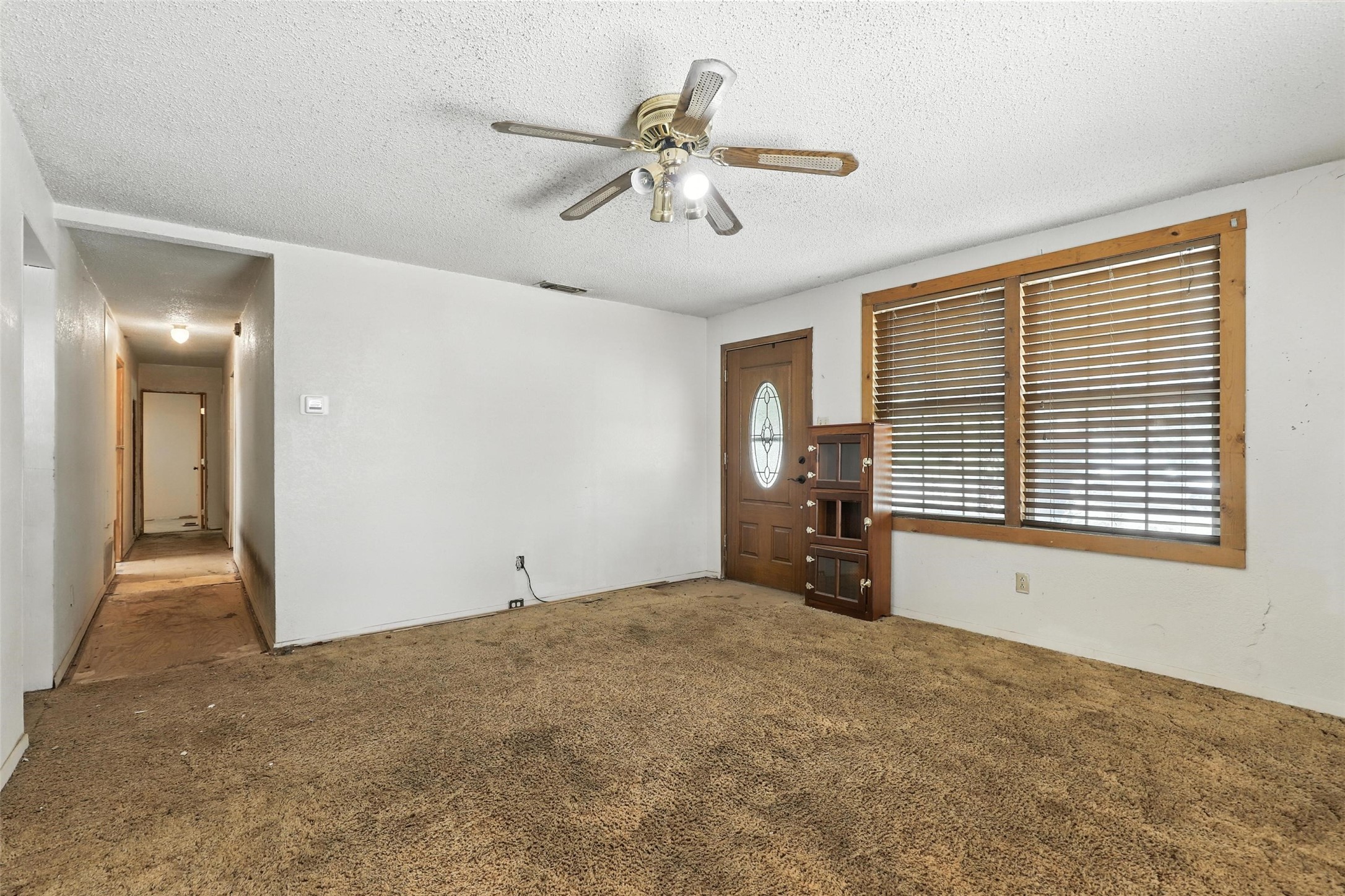 221 E 7th Street Weatherford TX 76086