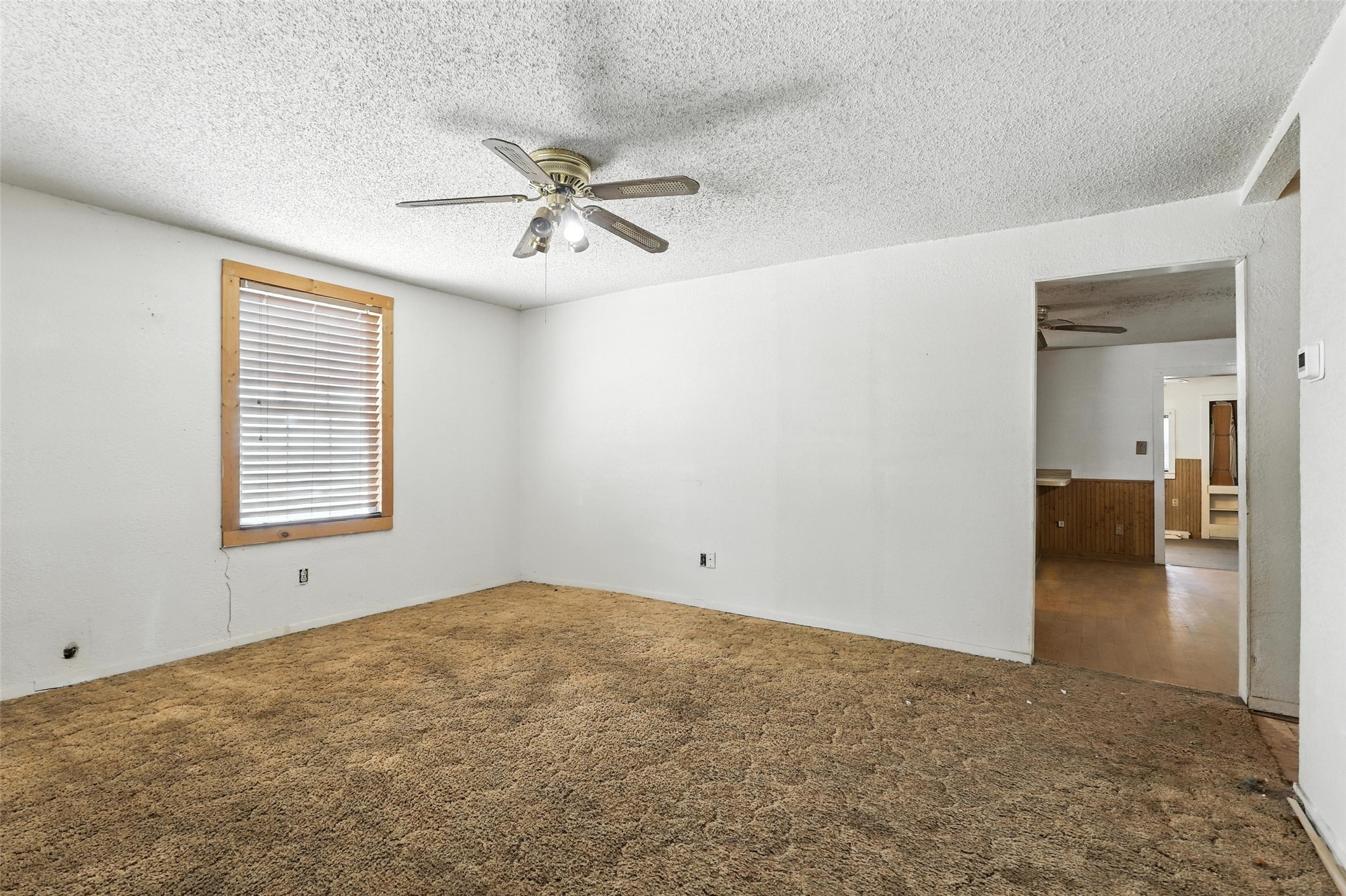 221 E 7th Street Weatherford TX 76086