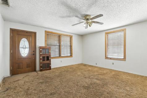 221 E 7th Street Weatherford TX 76086