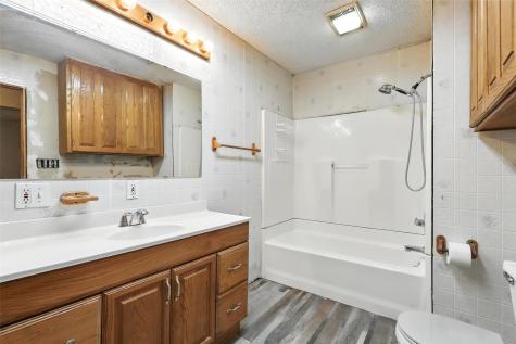 221 E 7th Street Weatherford TX 76086