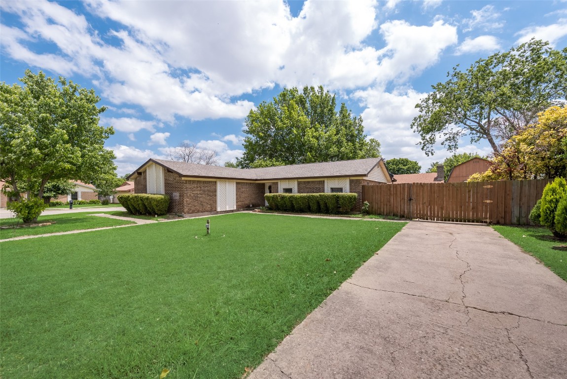 1908 Wickersham Drive Arlington TX 76014