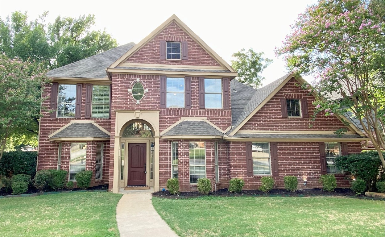 1045 Woodbriar Drive Grapevine TX 76051