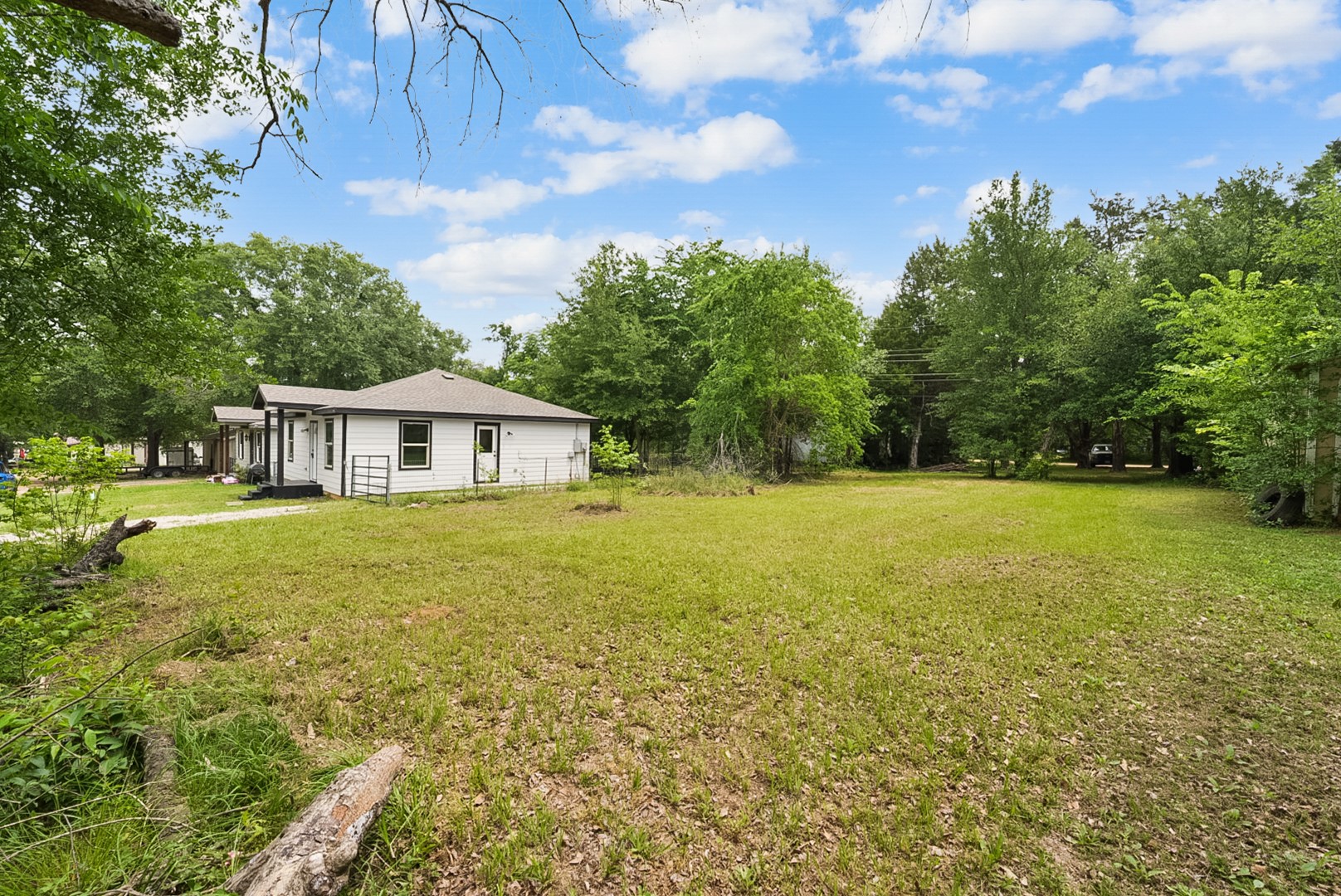 136 Erie Street Mabank TX 75156