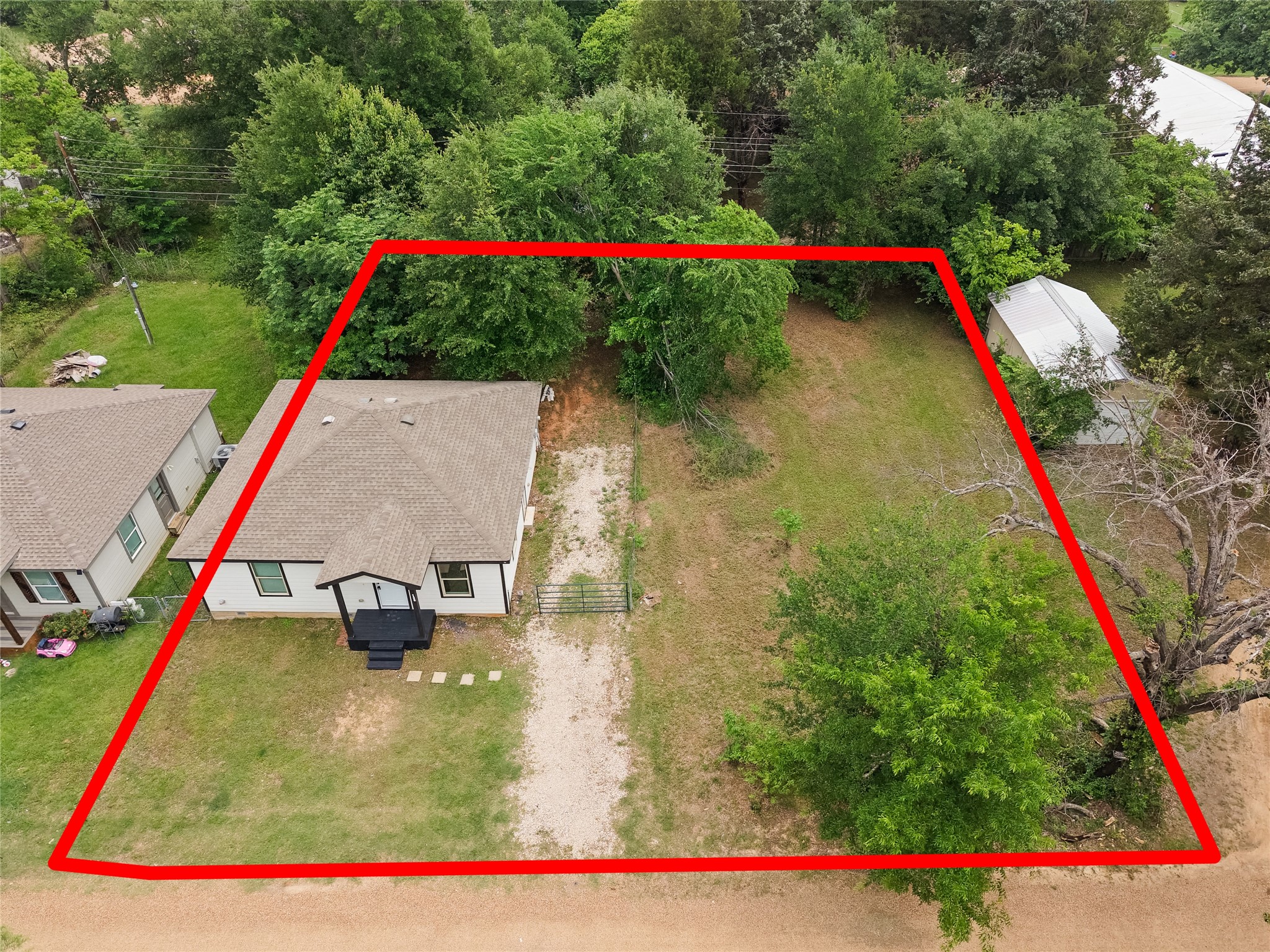 136 Erie Street Mabank TX 75156