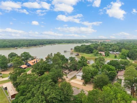 136 Erie Street Mabank TX 75156