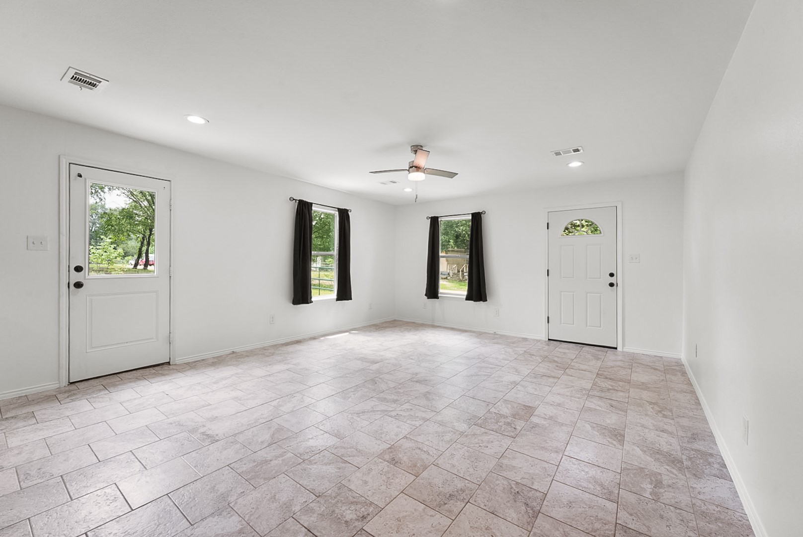136 Erie Street Mabank TX 75156