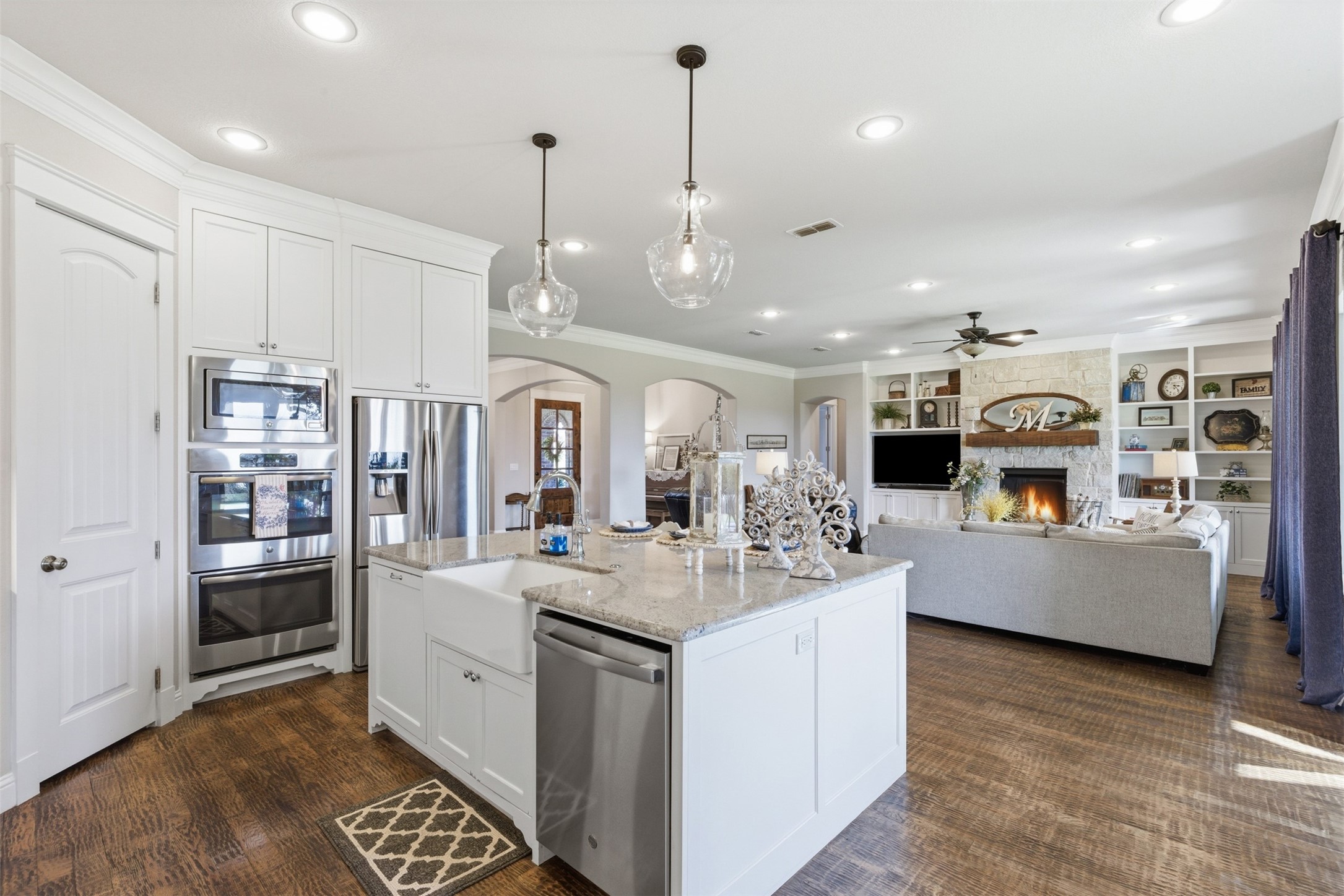 1201 Parkway Lane Pilot Point TX 76258