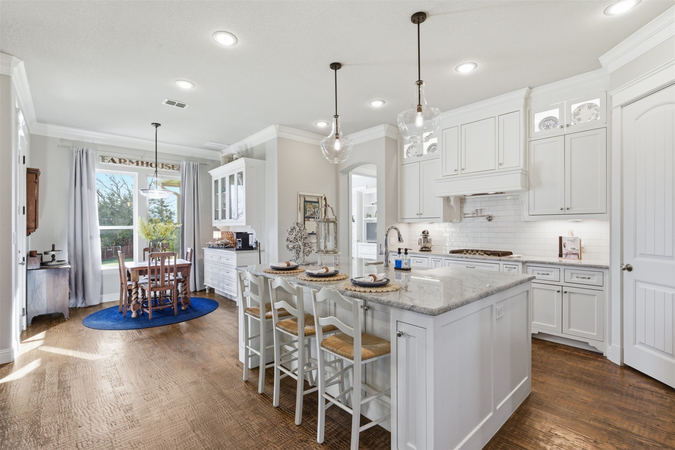 1201 Parkway Lane Pilot Point TX 76258