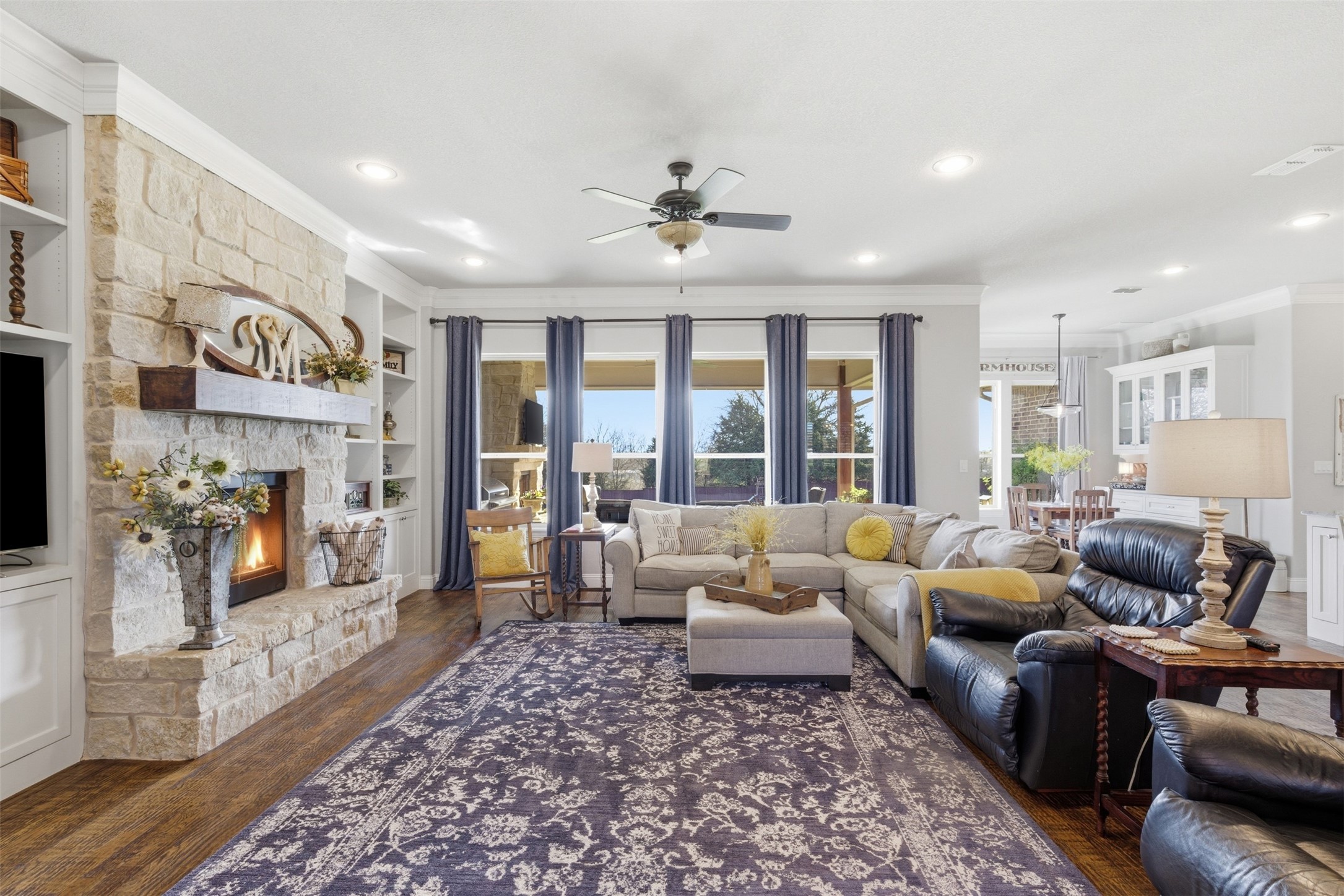 1201 Parkway Lane Pilot Point TX 76258