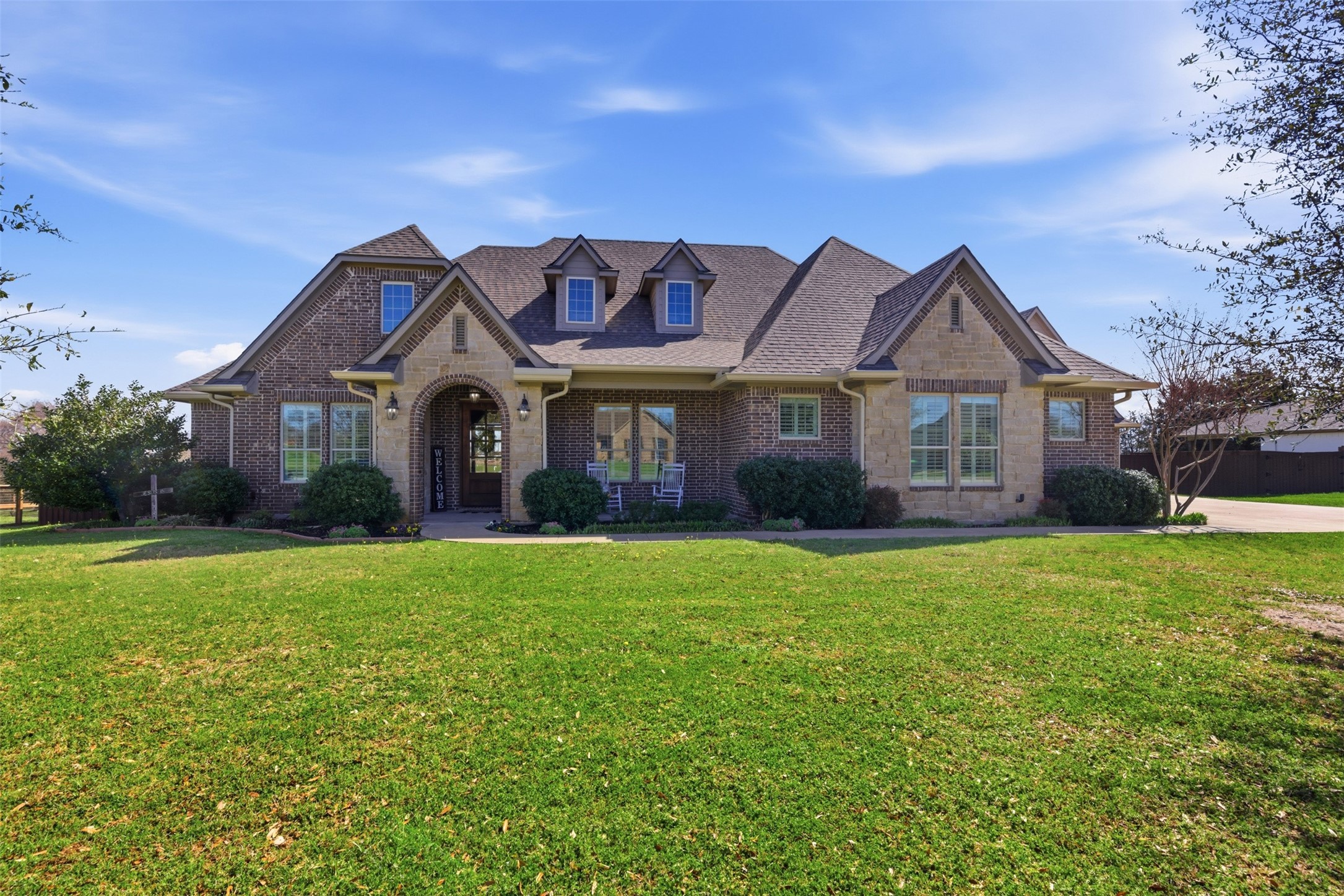 1201 Parkway Lane Pilot Point TX 76258