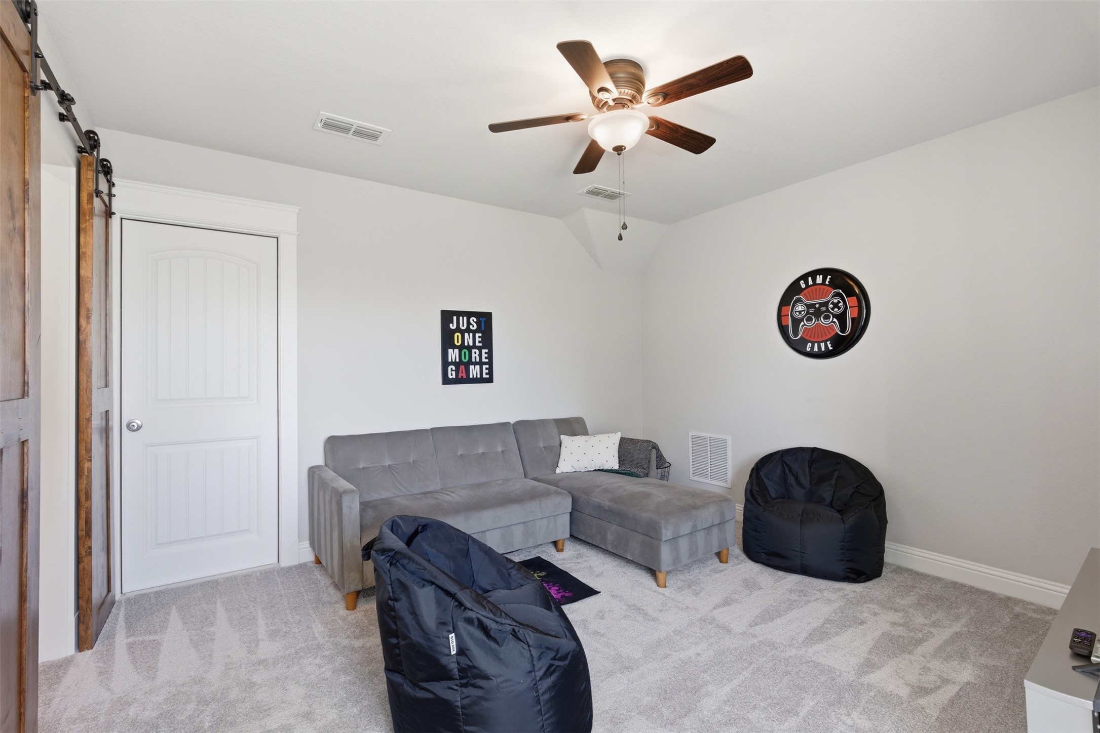 1201 Parkway Lane Pilot Point TX 76258