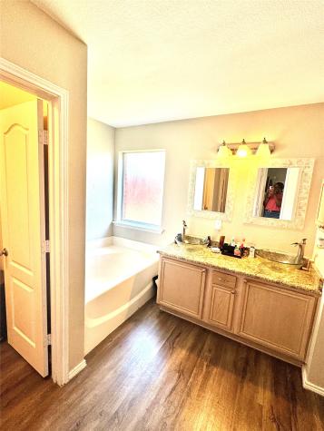1208 Rio Vista Drive Desoto TX 75115