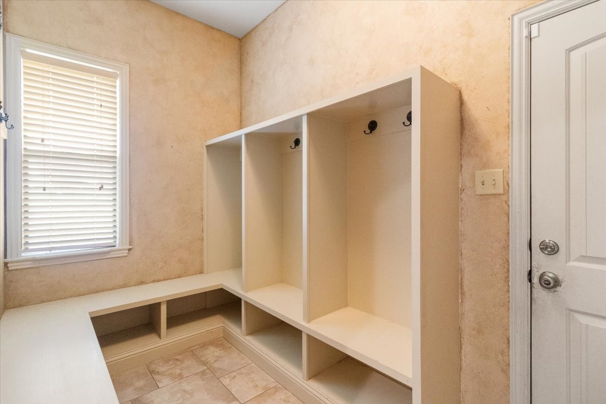 120 Trail Ridge Weatherford TX 76087