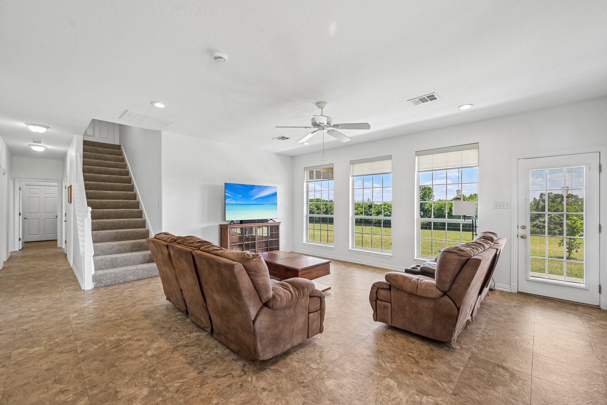 346 County Road 0090 Powell TX 75153