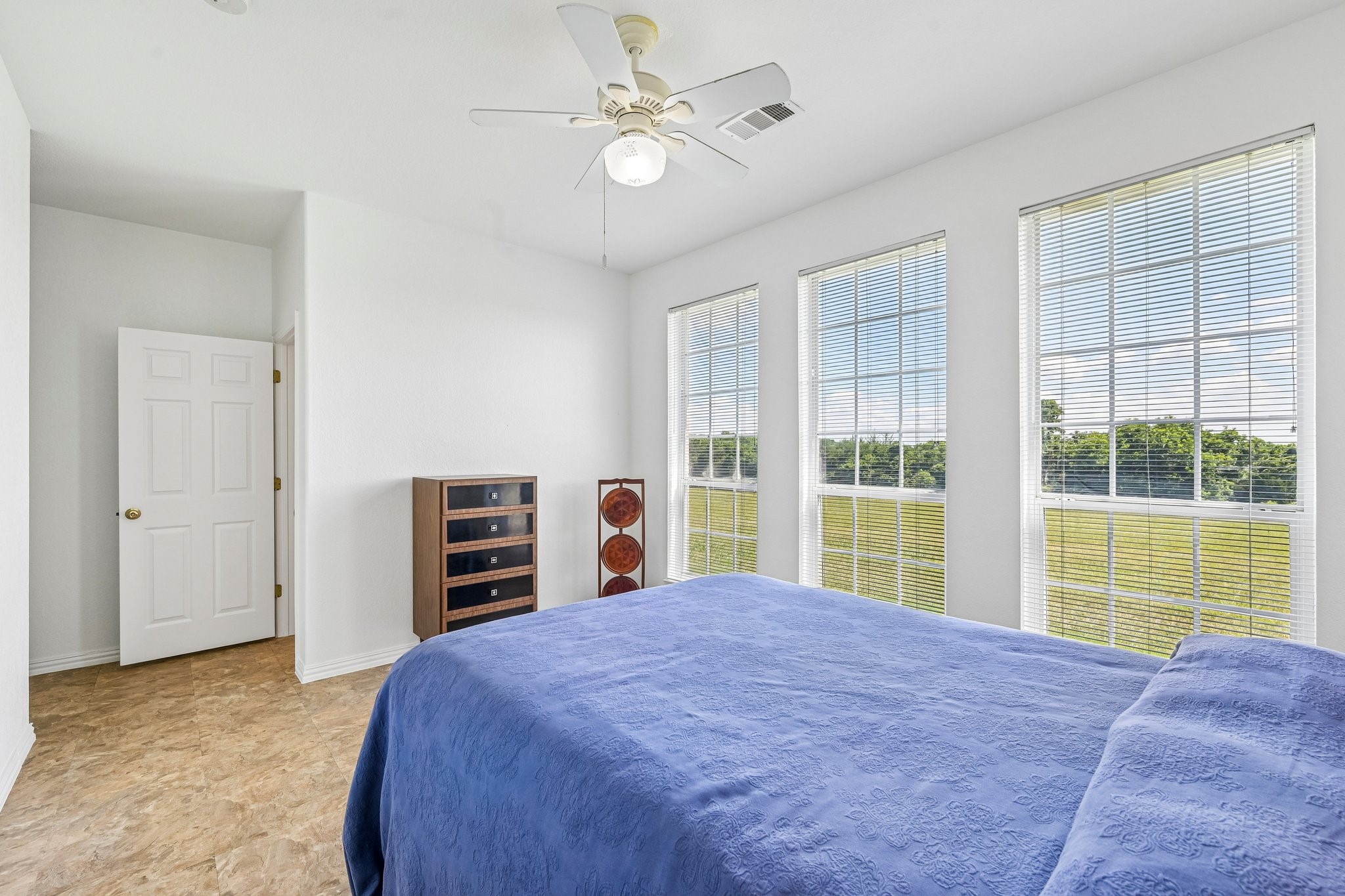346 County Road 0090 Powell TX 75153