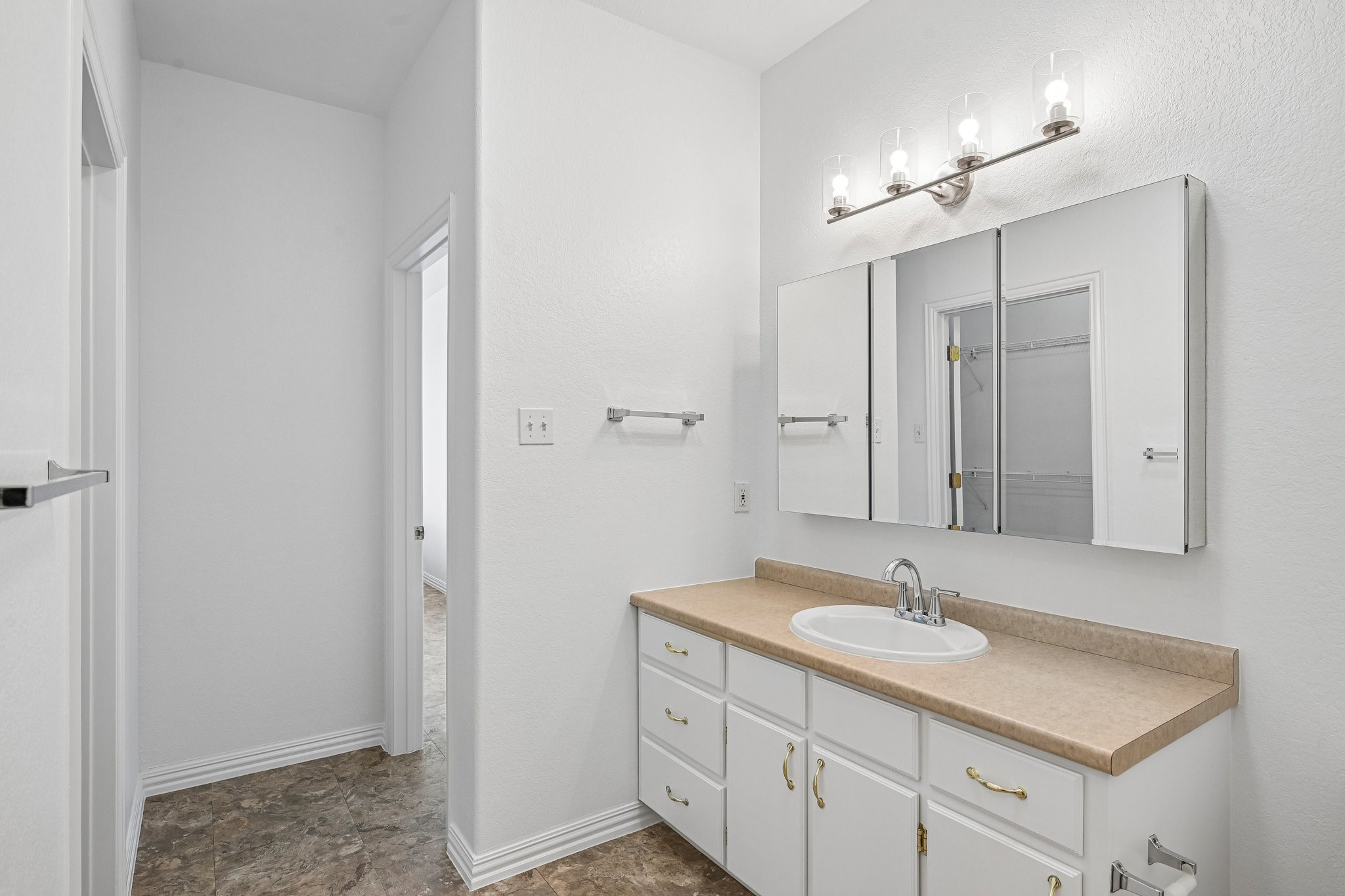 346 County Road 0090 Powell TX 75153
