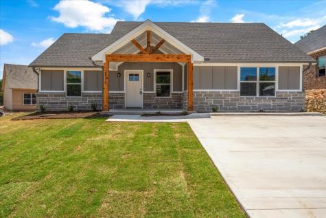 2523 Hillcrest Drive Granbury TX 76048