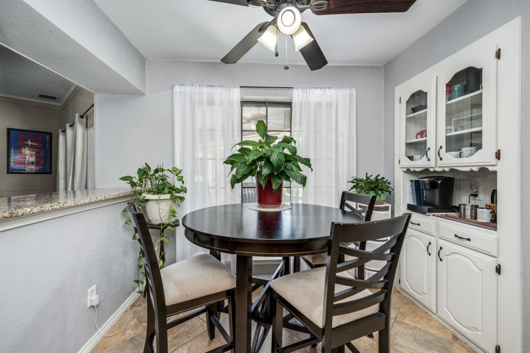 1538 Glenhill Lane Lewisville TX 75077
