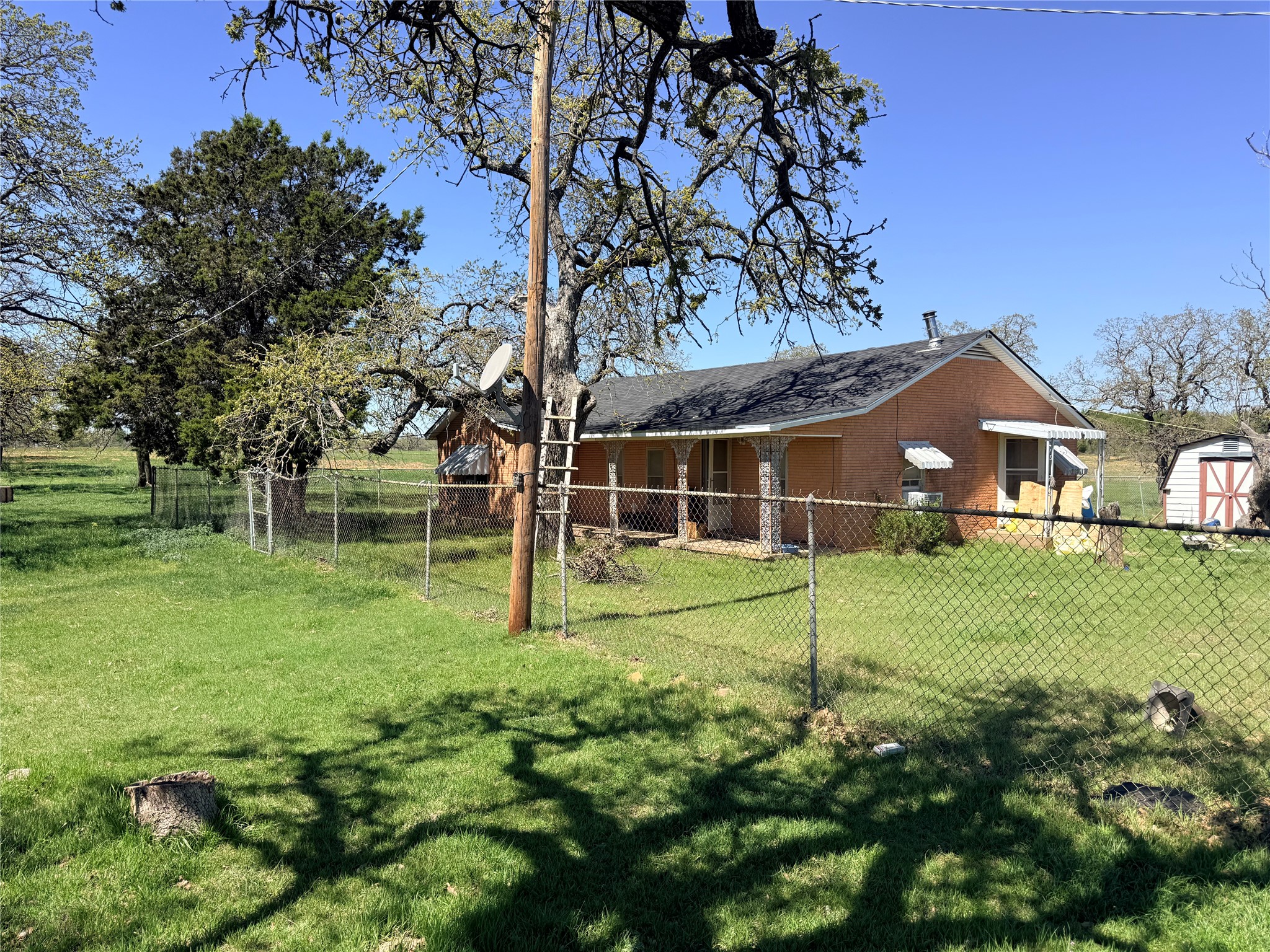 421 Erwin Jacksboro TX 76458