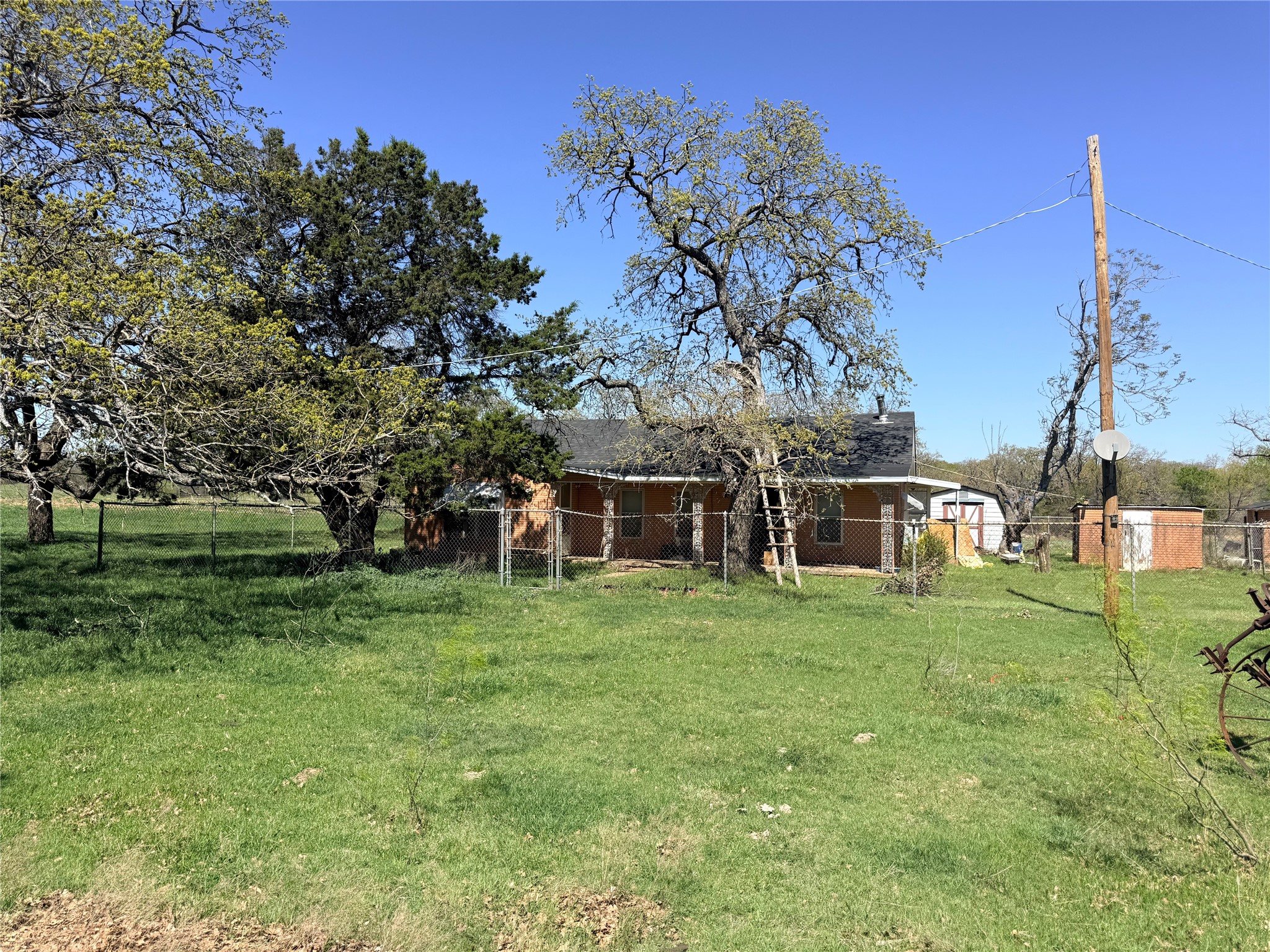421 Erwin Jacksboro TX 76458