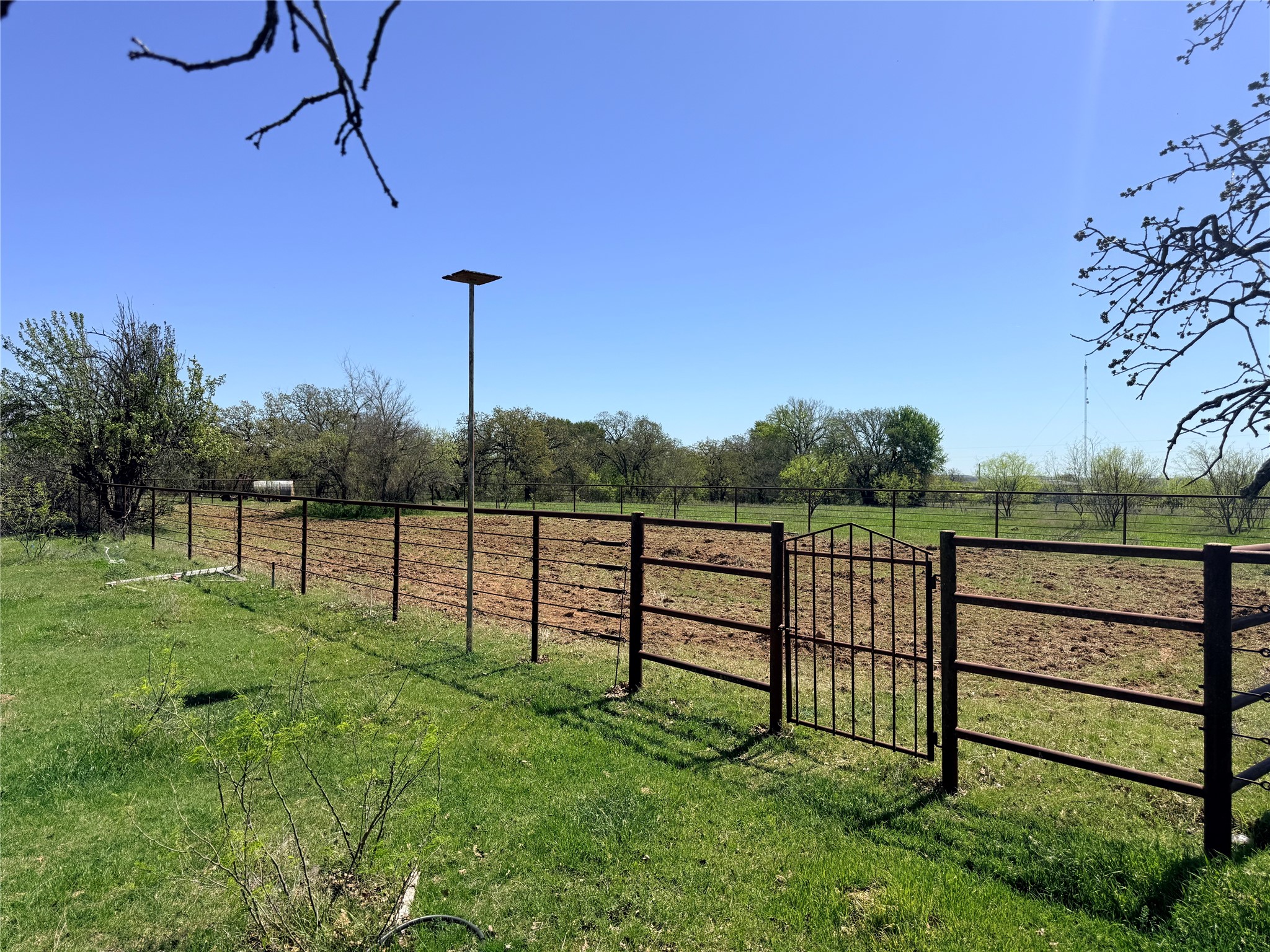 421 Erwin Jacksboro TX 76458