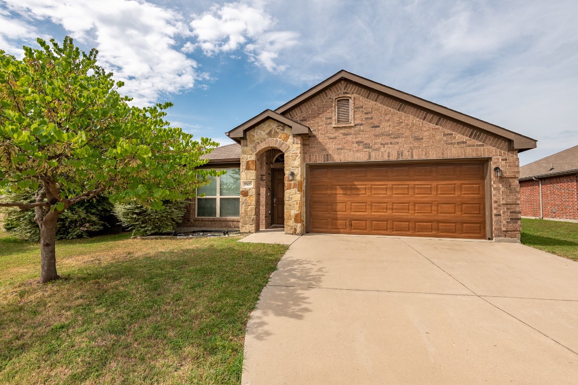 9805 Osprey Drive Fort Worth TX 76108