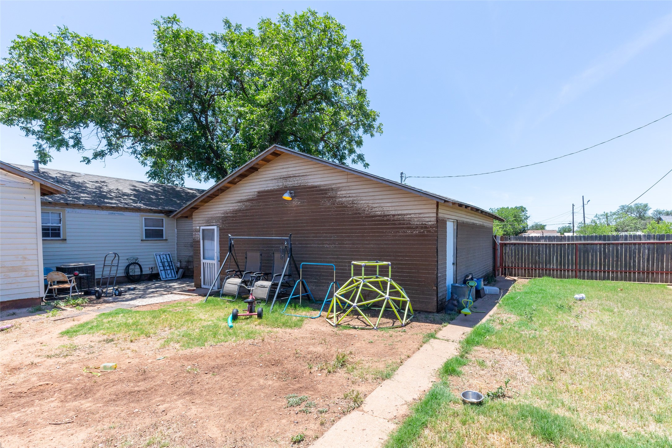 1132 Westover Drive Anson TX 79501