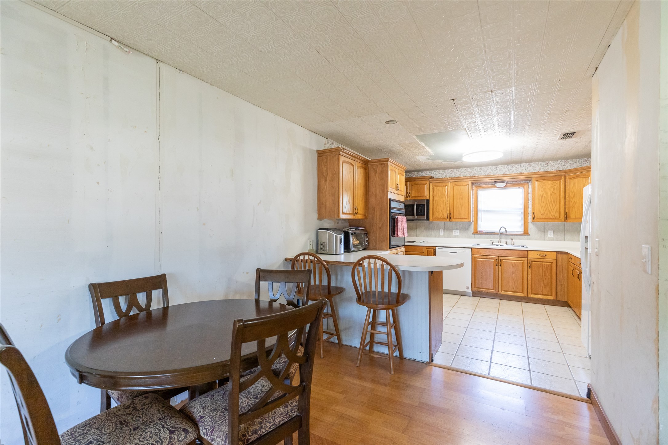 1132 Westover Drive Anson TX 79501