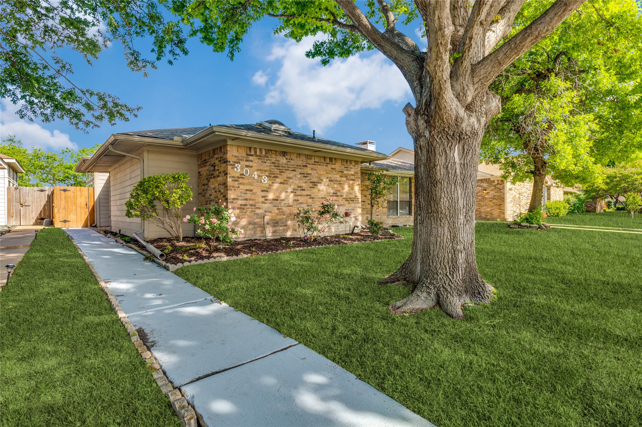 3043 Allister Street Dallas TX 75229