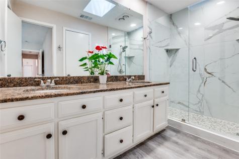 3043 Allister Street Dallas TX 75229