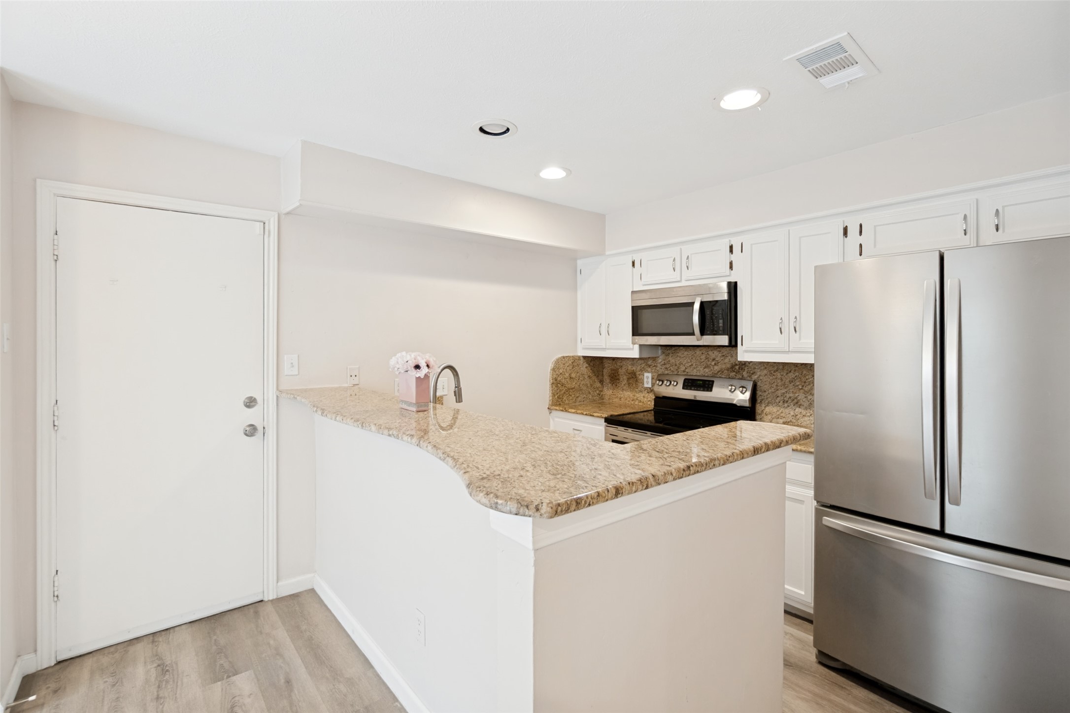 3043 Allister Street Dallas TX 75229
