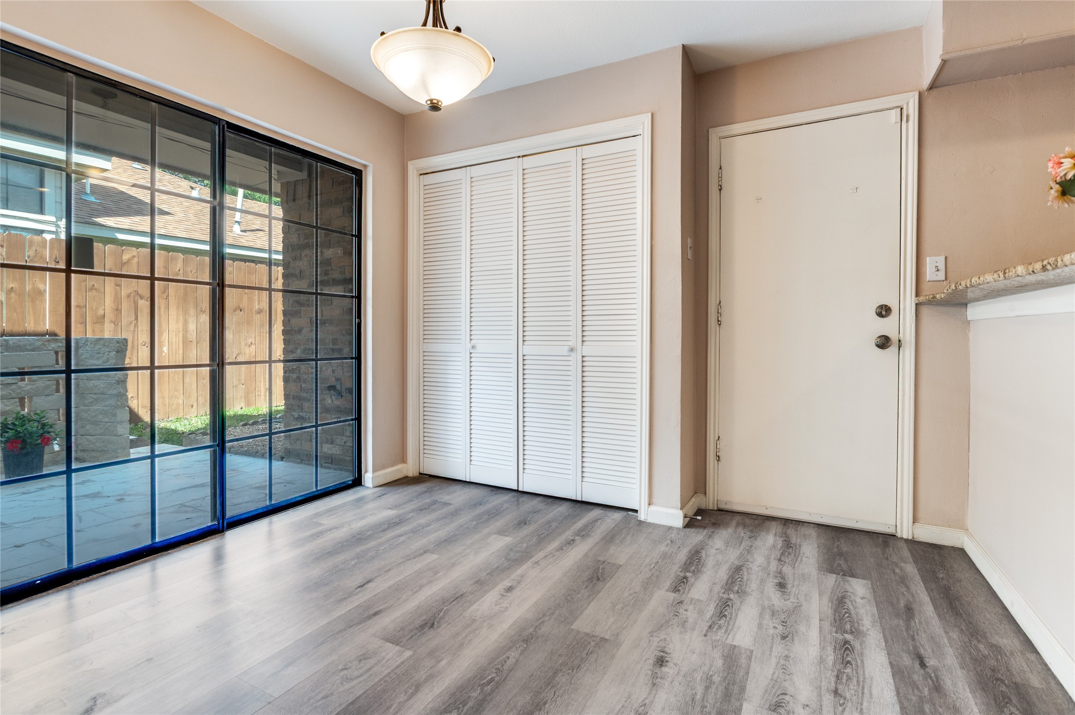 3043 Allister Street Dallas TX 75229