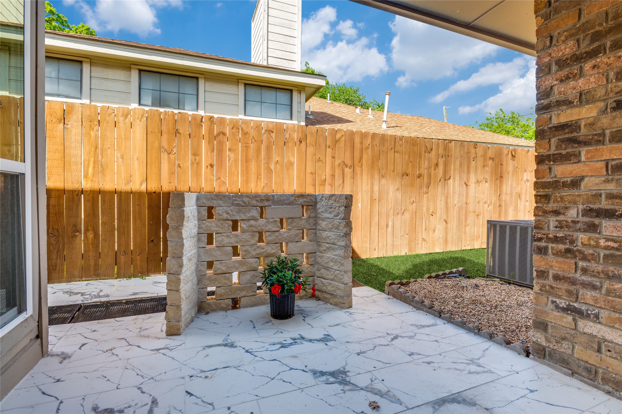 3043 Allister Street Dallas TX 75229