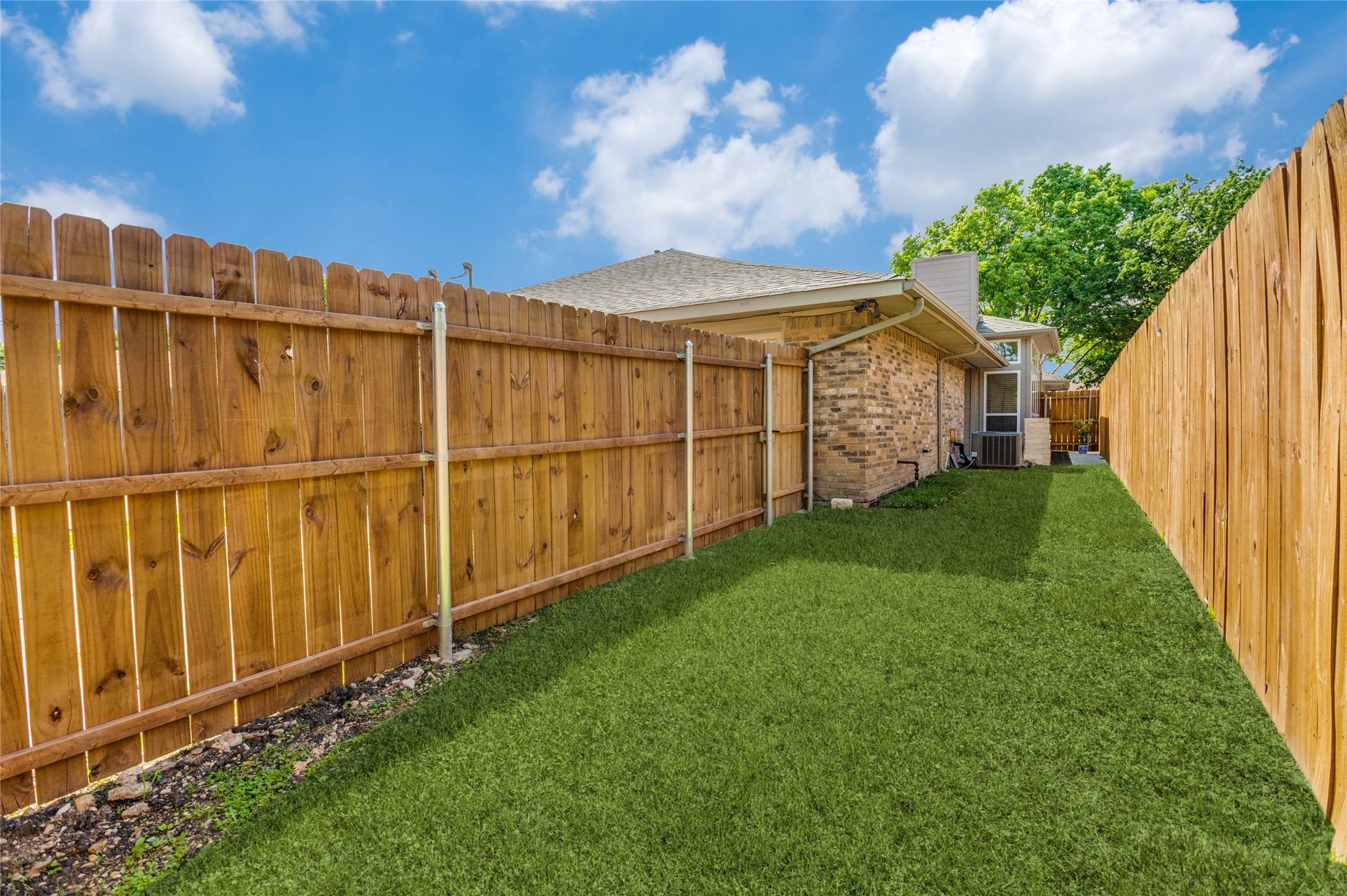 3043 Allister Street Dallas TX 75229