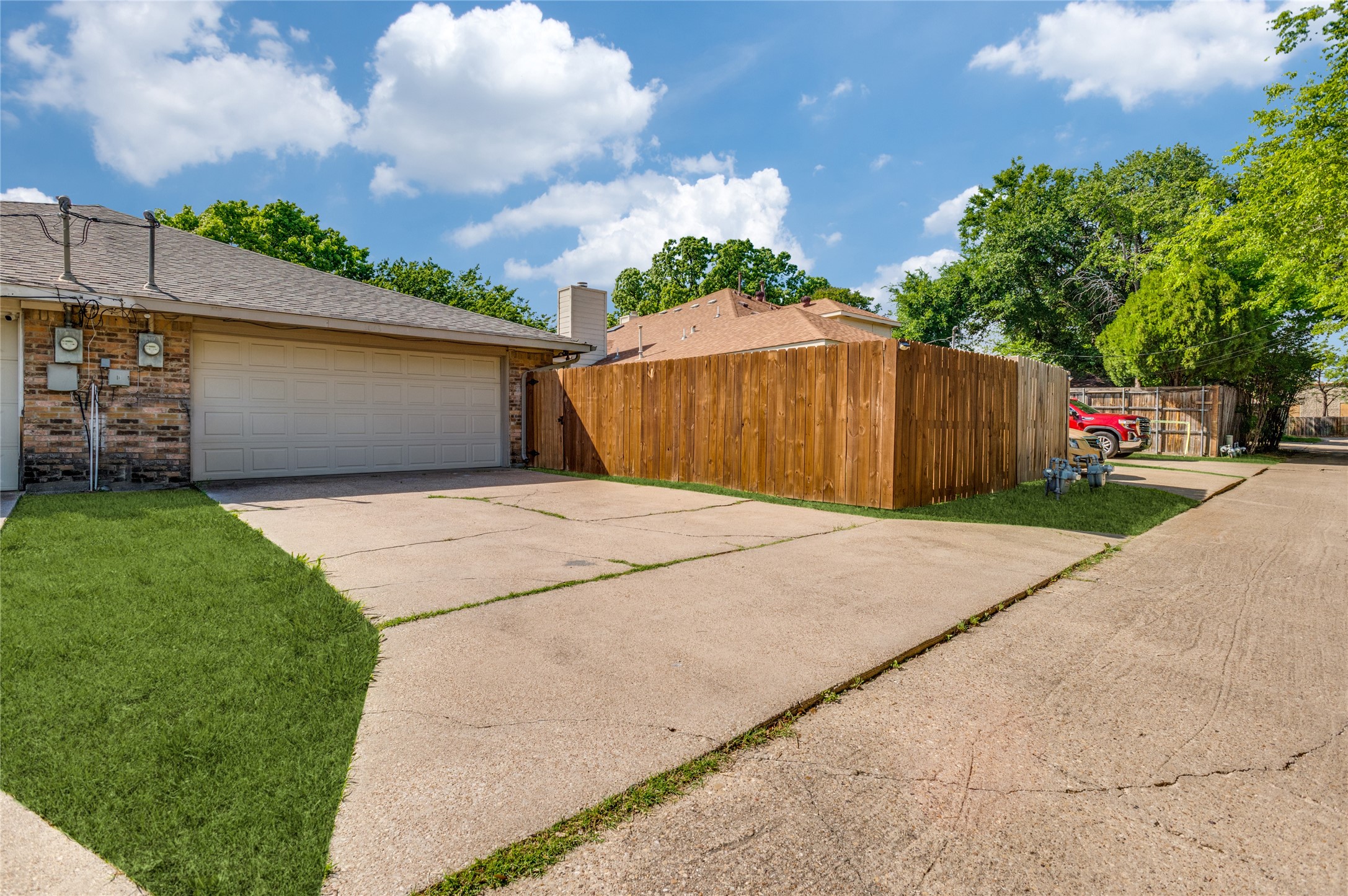 3043 Allister Street Dallas TX 75229