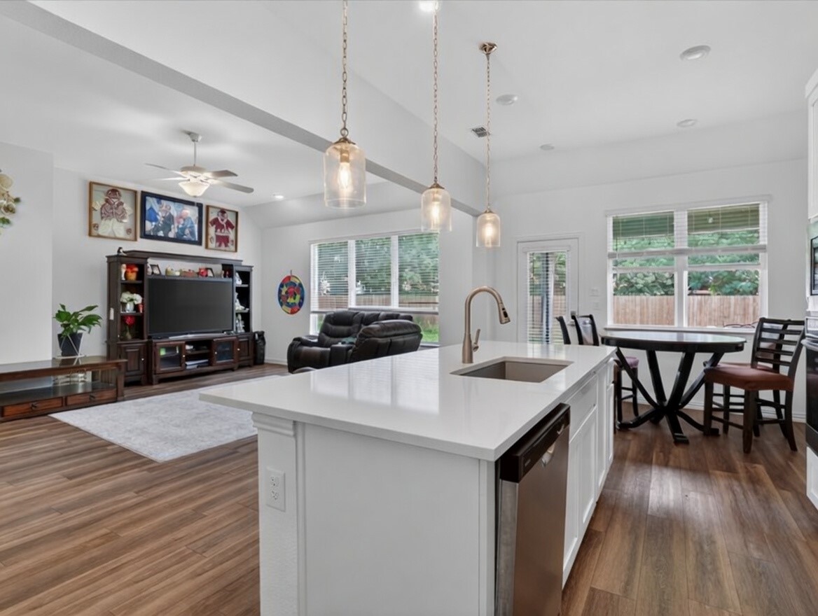 1624 Pavin Lane Fort Worth TX 76052