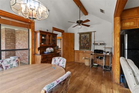 210 County Road 752 Donie TX 75838