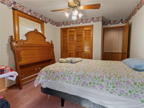 210 County Road 752 Donie TX 75838