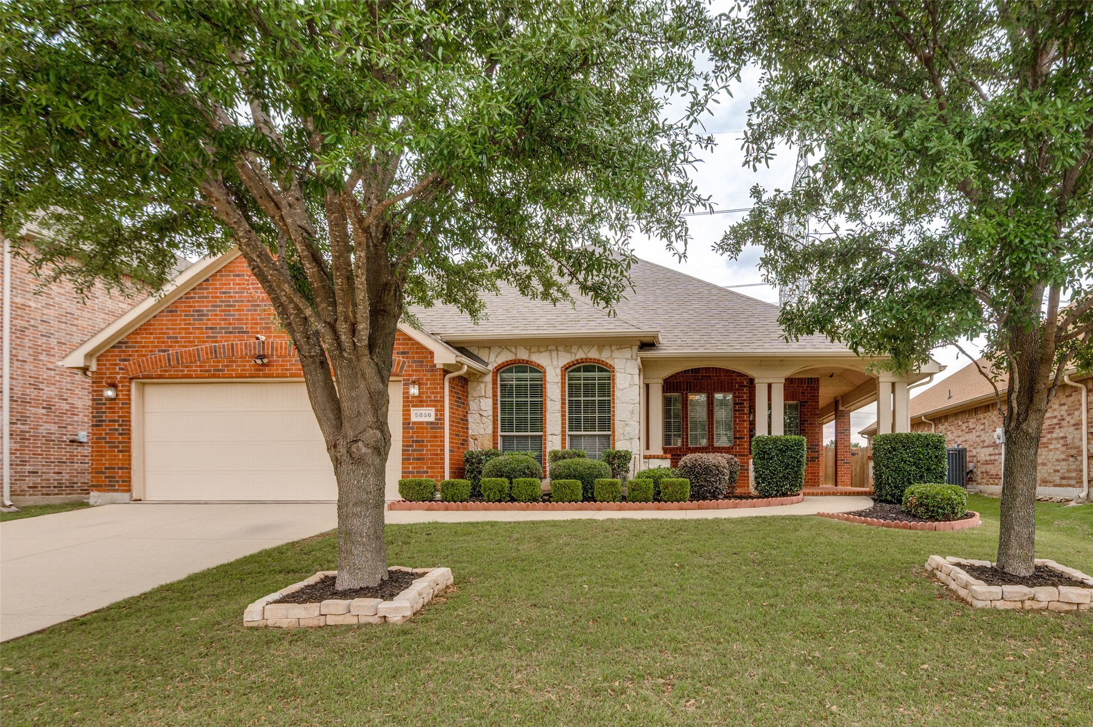 5836 Summerwood Drive Grand Prairie TX 75052